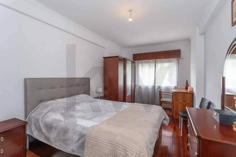 Apartamento T2 para Venda em Queluz e Belas Foto 13