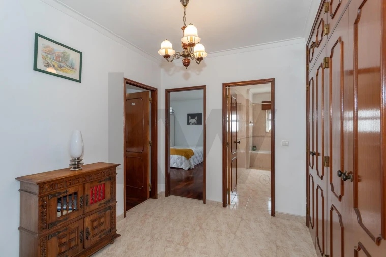 Apartamento T2 para Venda em Queluz e Belas Foto 8