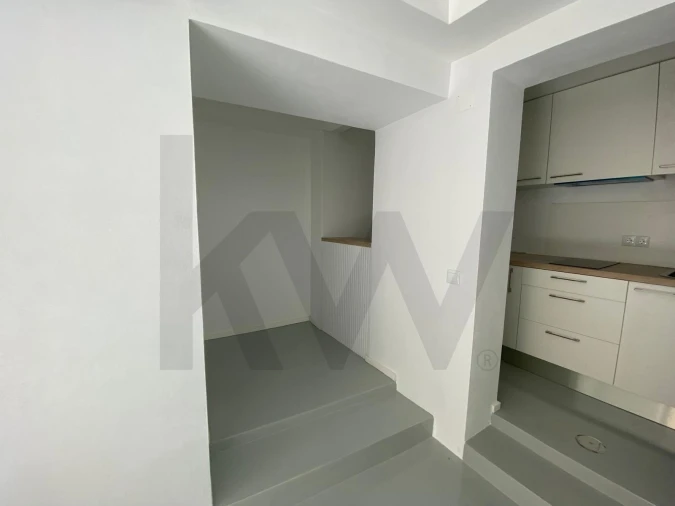 Loja para Venda em Campo de Ourique Foto 4