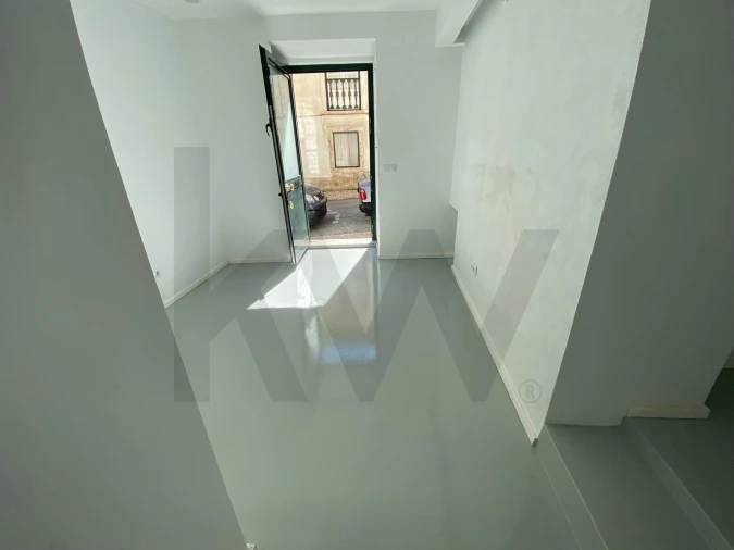 Loja para Venda em Campo de Ourique Foto 12