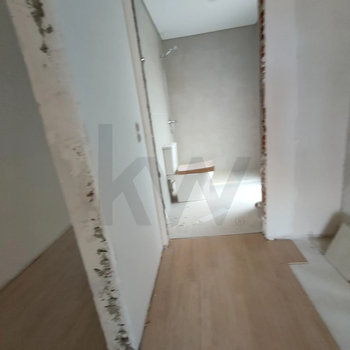 Moradia T4 para Venda em Fernao Ferro Foto 3