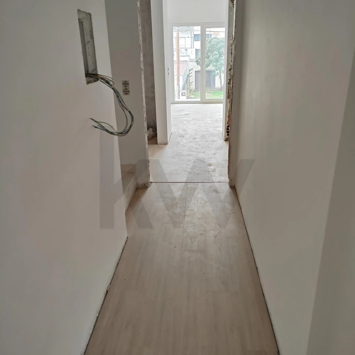 Moradia T4 para Venda em Fernao Ferro Foto 1