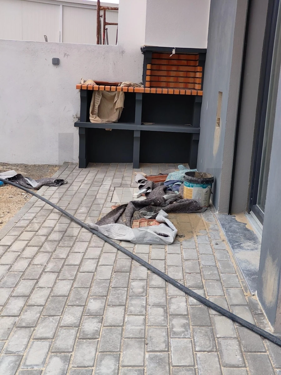 Moradia T4 para Venda em Fernao Ferro Foto 17