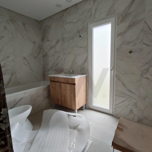 Moradia T4 para Venda em Fernao Ferro Foto 11