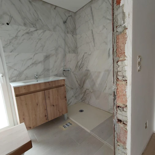 Moradia T4 para Venda em Fernao Ferro Foto 8