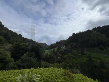 Moradia T3 para Venda em Lomba da Fazenda