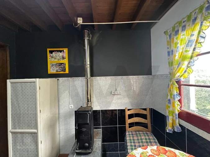 Moradia T3 para Venda em Lomba da Fazenda Foto 6