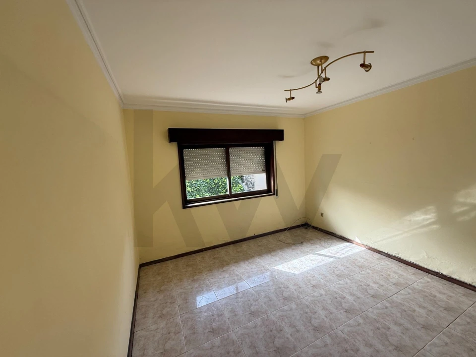 Apartamento T2 para Venda em Rio Tinto Foto 3