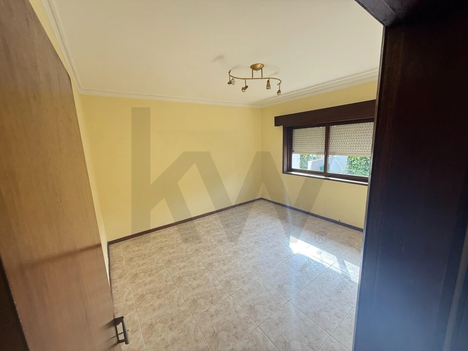 Apartamento T2 para Venda em Rio Tinto Foto 1