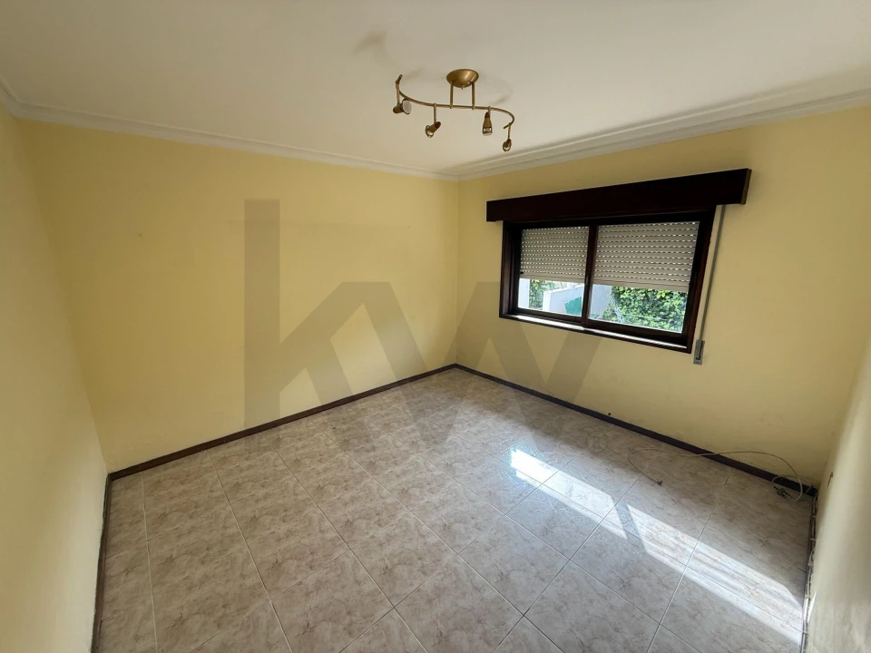 Apartamento T2 para Venda em Rio Tinto Foto 2