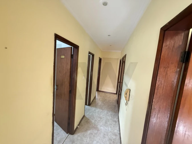 Apartamento T2 para Venda em Rio Tinto Foto 11