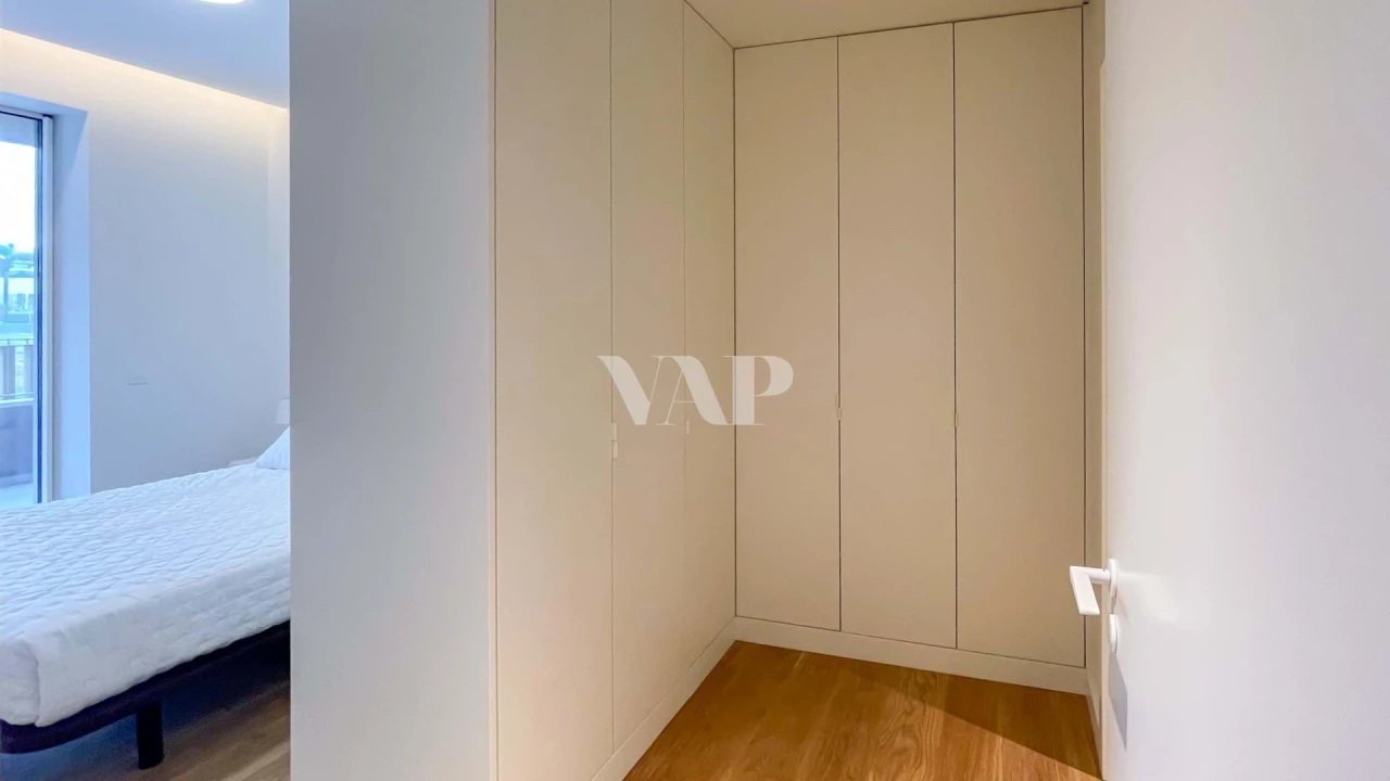 Apartamento T2 para Arrendamento em Quarteira Foto 15