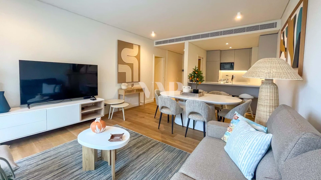 Apartamento T2 para Arrendamento em Quarteira Foto 10