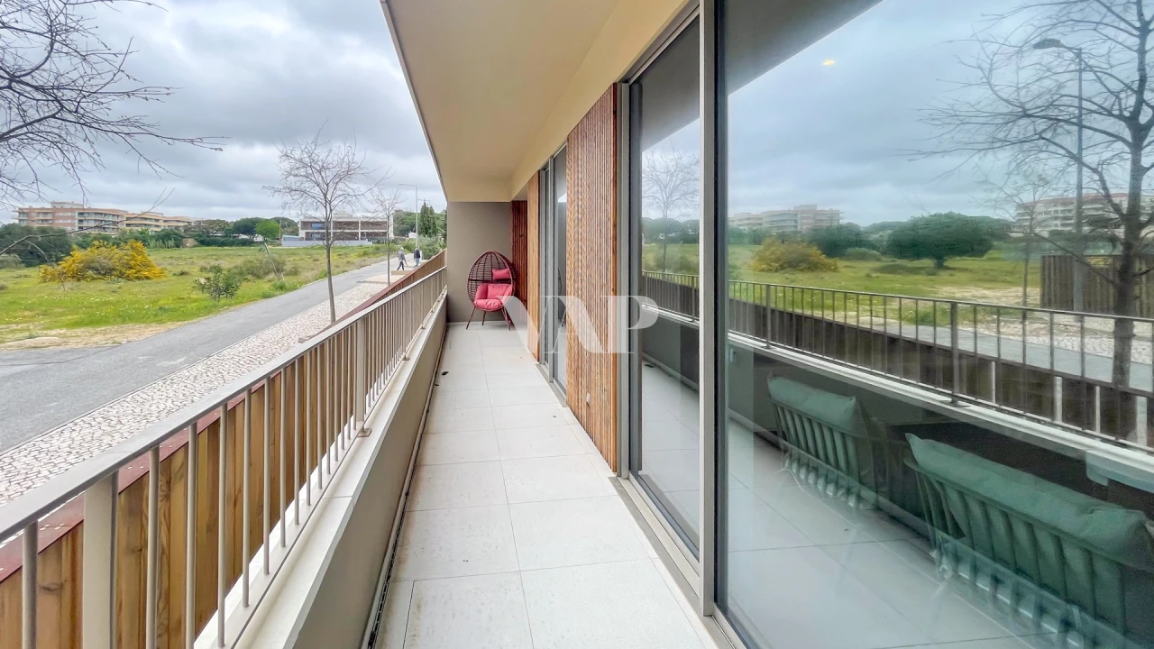 Apartamento T2 para Arrendamento em Quarteira Foto 22