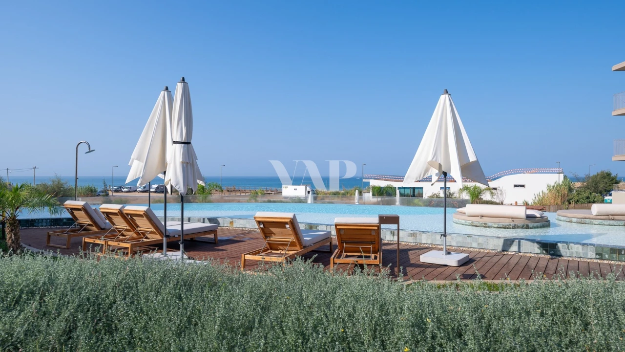 Apartamento T2 para Arrendamento em Quarteira Foto 23