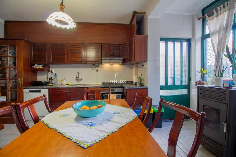 Apartamento T3 para Venda em Viseu Foto 8