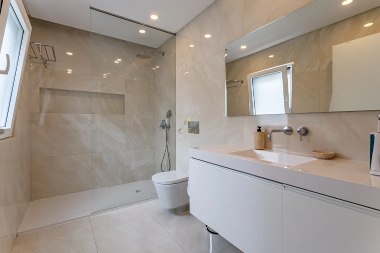 Moradia T2 para Venda em Santa Iria de Azoia, São João da Talha e Bobadela Foto 21