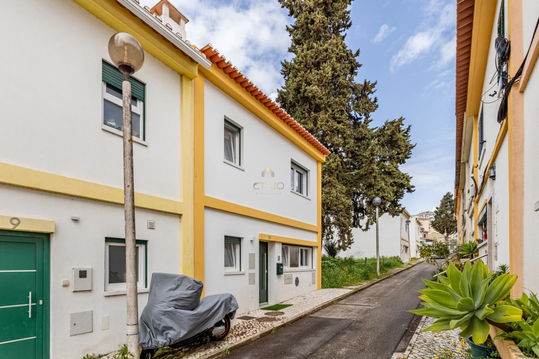 Moradia T2 para Venda em Santa Iria de Azoia, São João da Talha e Bobadela Foto 31