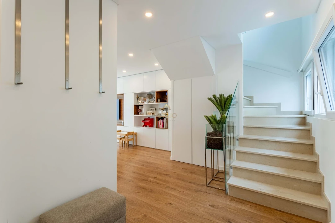 Moradia T2 para Venda em Santa Iria de Azoia, São João da Talha e Bobadela Foto 3