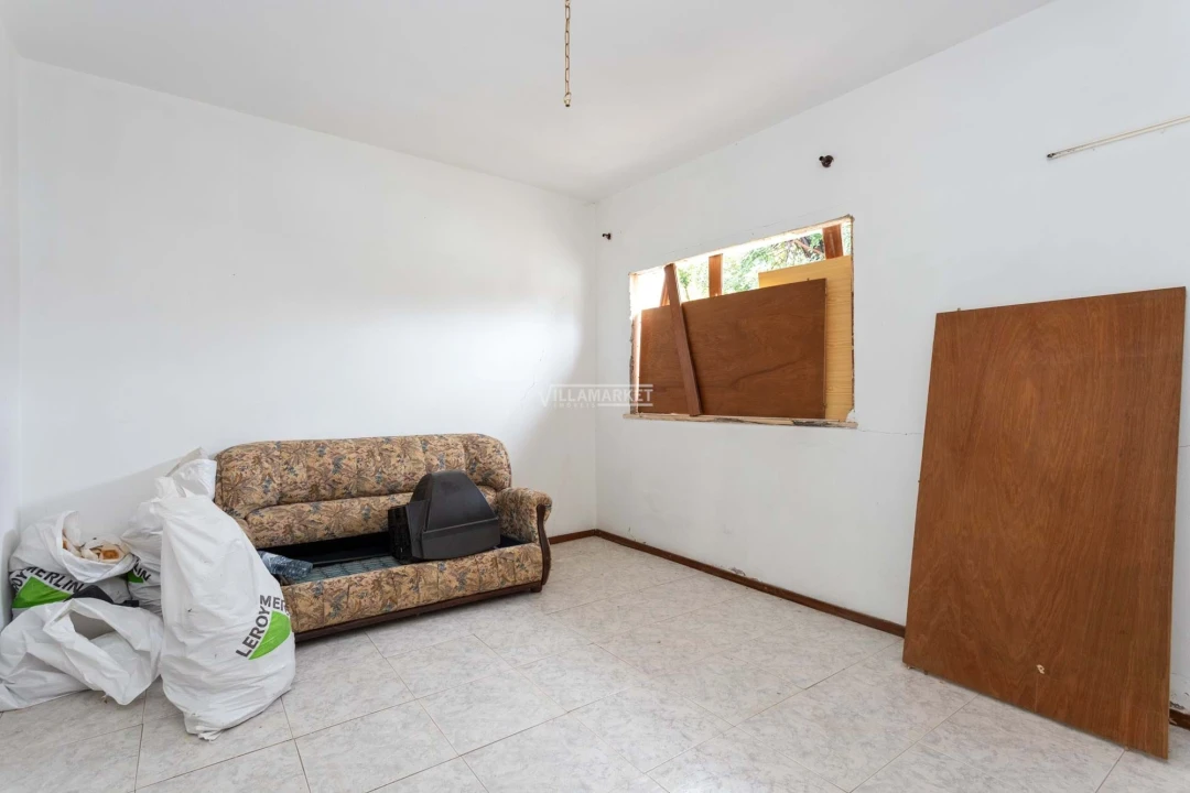 Moradia T5 para Venda em Almancil Foto 11