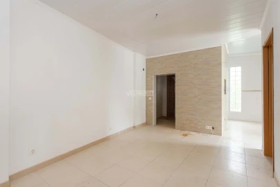 Moradia T5 para Venda em Almancil