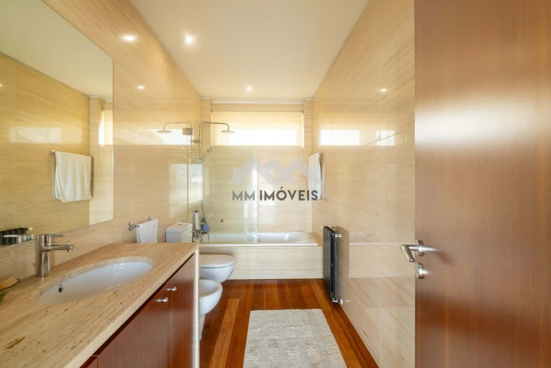 Moradia T3 para Venda em Penafiel Foto 12