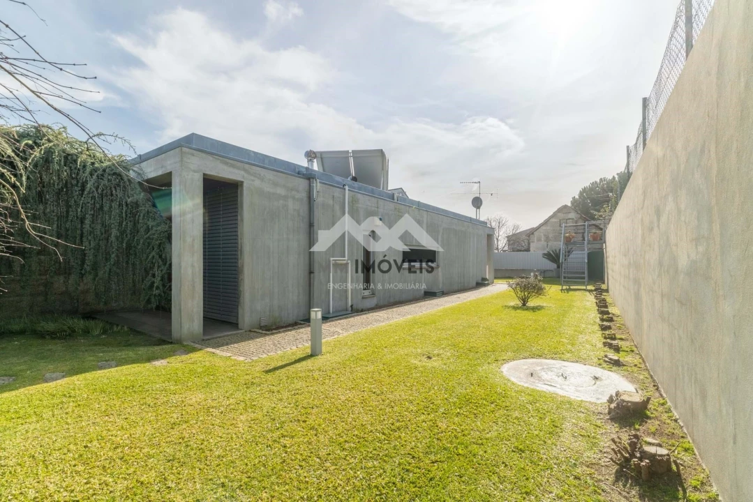 Moradia T3 para Venda em Penafiel Foto 68