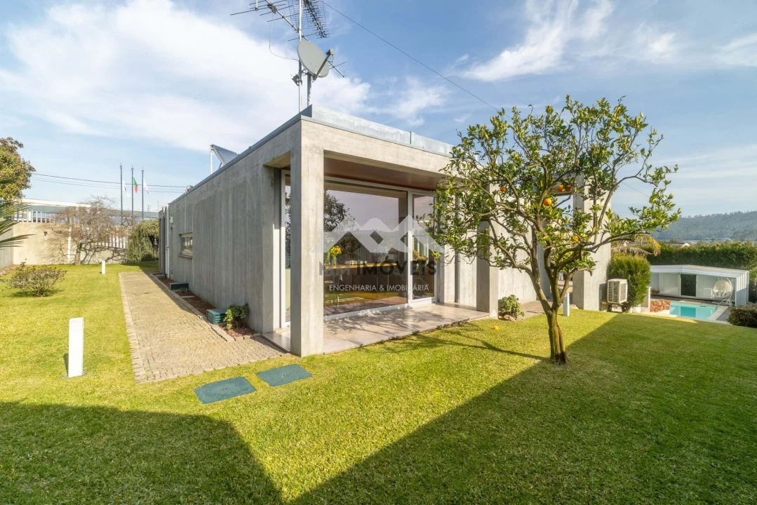 Moradia T3 para Venda em Penafiel Foto 66