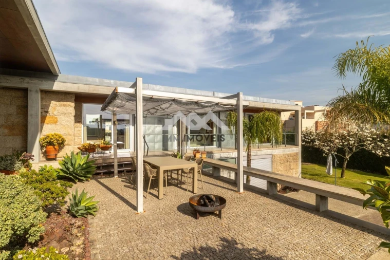 Moradia T3 para Venda em Penafiel Foto 46