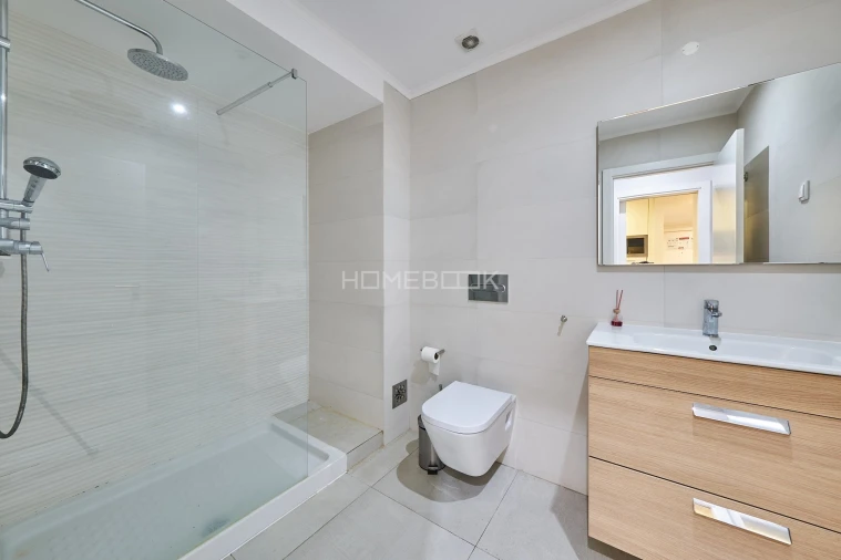 Apartamento T1 para Venda em Arroios Foto 13