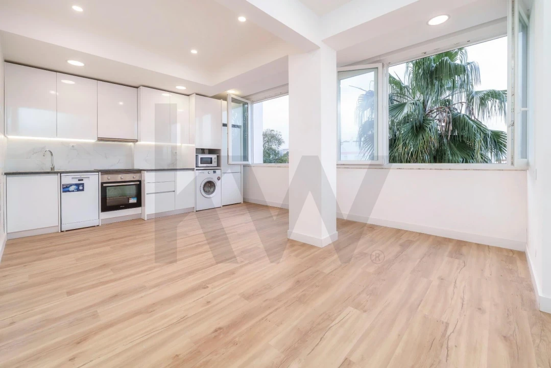 Apartamento T1 para Venda em Faro (Sé e São Pedro) Foto 3