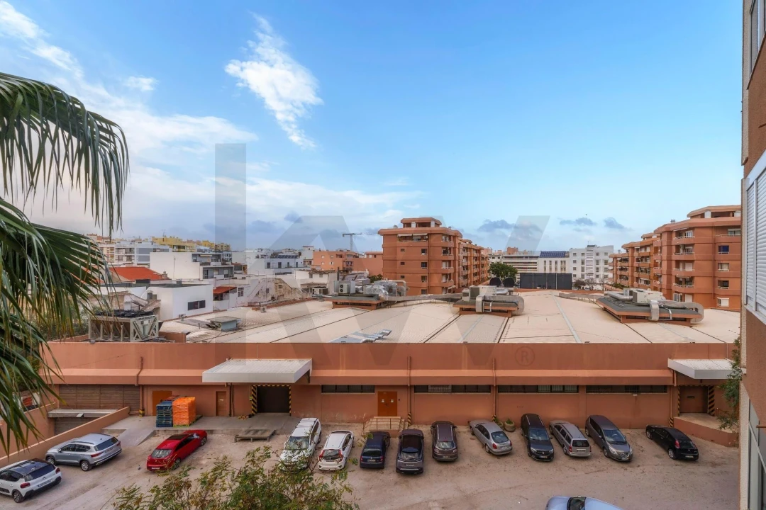 Apartamento T1 para Venda em Faro (Sé e São Pedro) Foto 43