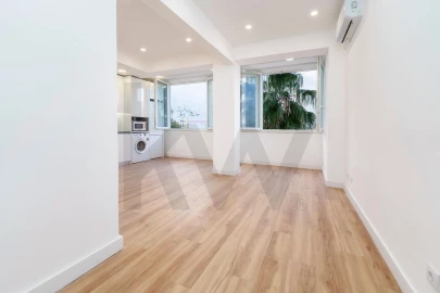 Apartamento T1 para Venda em Faro (Sé e São Pedro)