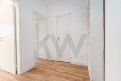 Apartamento T1 para Venda em Faro (Sé e São Pedro)