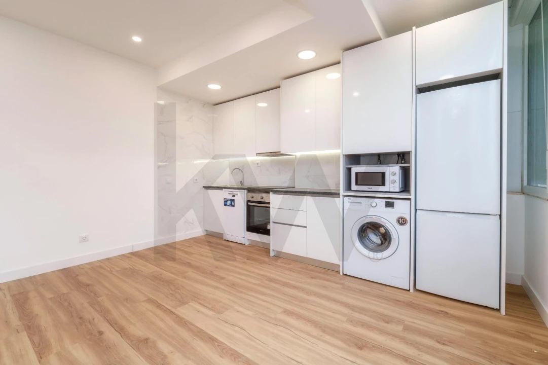 Apartamento T1 para Venda em Faro (Sé e São Pedro) Foto 10