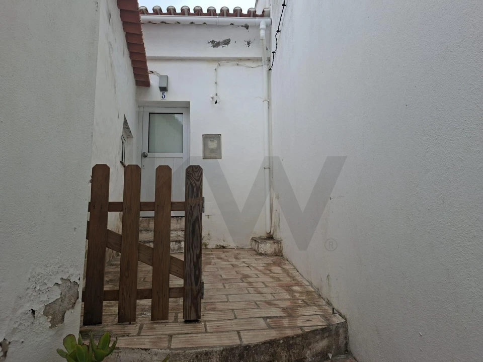 Moradia T1 para Venda em Vila do Bispo e Raposeira Foto 9