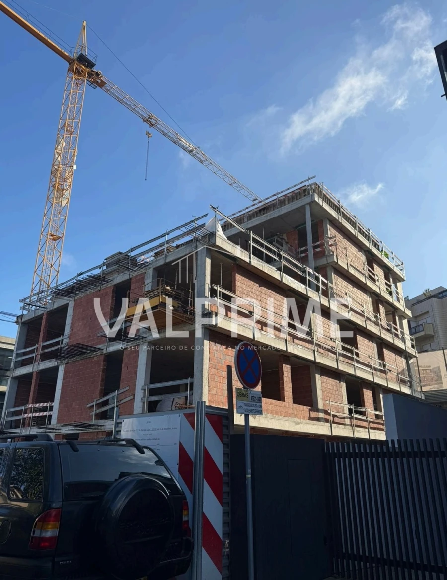 Apartamento T3 para Venda em Lordelo do Ouro e Massarelos Foto 4