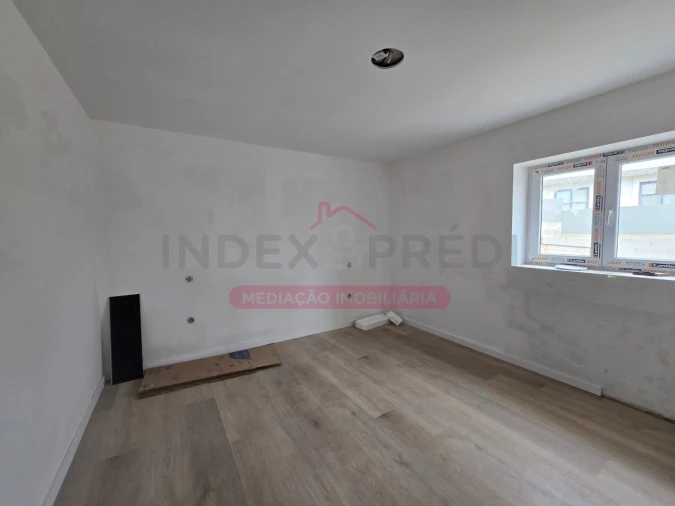 Moradia T5 para Venda em São Lourenço do Bairro Foto 15