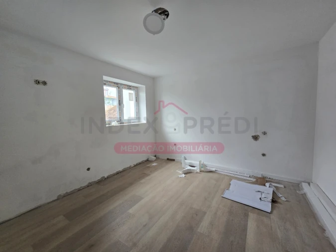 Moradia T5 para Venda em São Lourenço do Bairro Foto 18