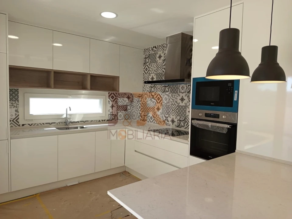 Moradia T3 para Venda em Fernao Ferro Foto 7