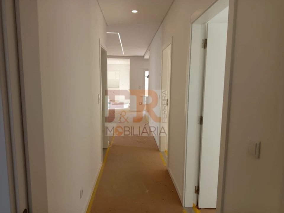 Moradia T3 para Venda em Fernao Ferro Foto 17