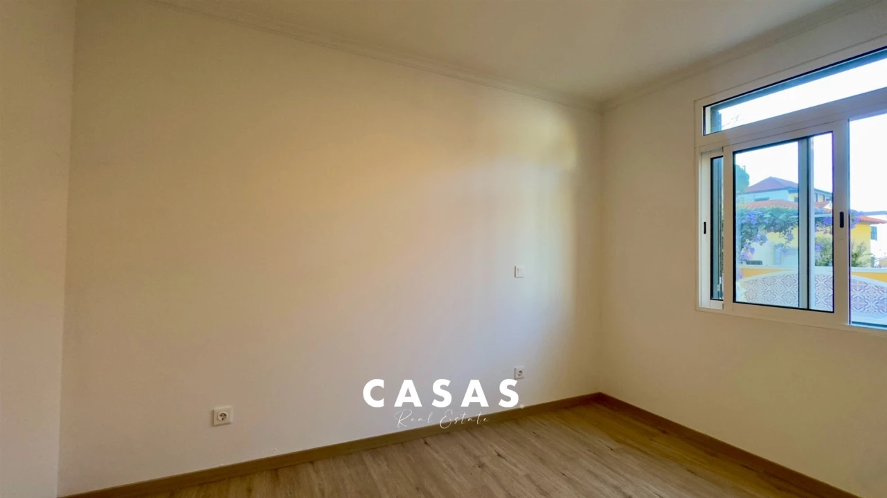 Moradia T3 para Venda em Funchal (Santa Luzia) Foto 18