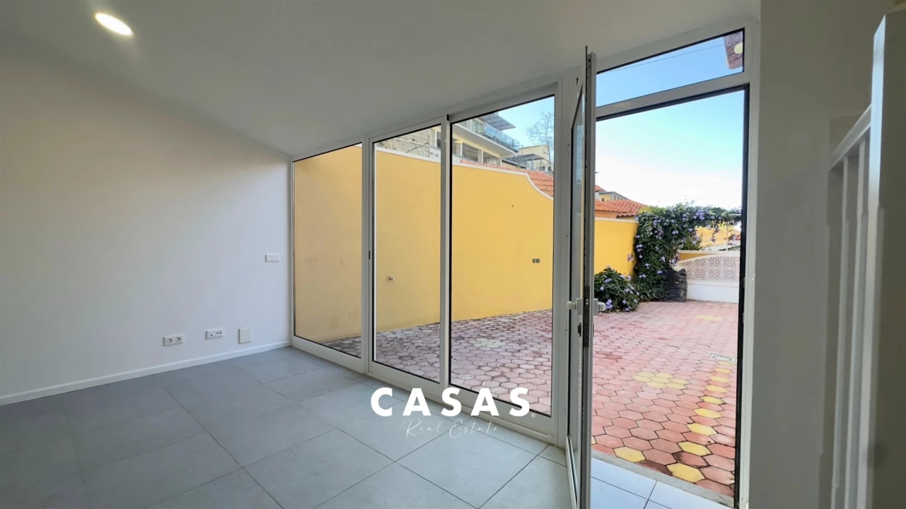 Moradia T3 para Venda em Funchal (Santa Luzia) Foto 5