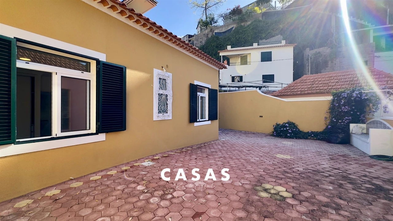 Moradia T3 para Venda em Funchal (Santa Luzia) Foto 1