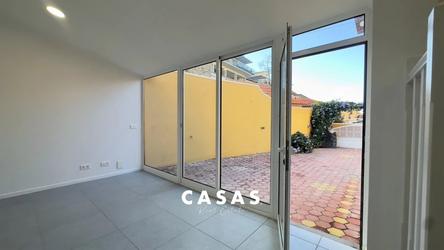 Moradia T3 para Venda em Funchal (Santa Luzia) Foto 5