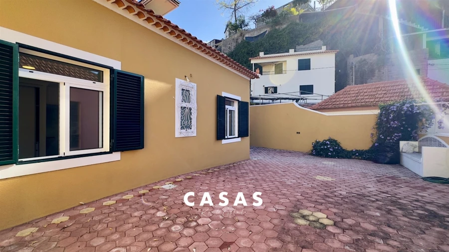 Moradia T3 para Venda em Funchal (Santa Luzia)