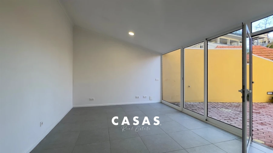 Moradia T3 para Venda em Funchal (Santa Luzia) Foto 7