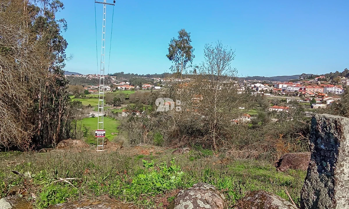 Terreno para Venda em Arnoso (Santa Maria e Santa Eulália) e Sezures Foto 2
