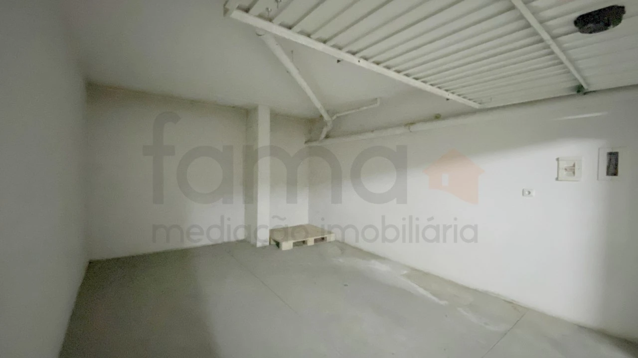 Garagem para Arrendamento em Pinhal Novo Foto 3