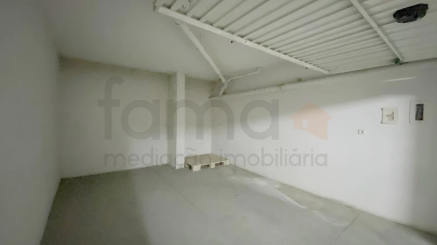 Garagem para Arrendamento em Pinhal Novo Foto 3